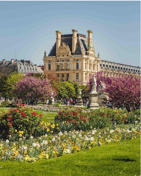 spring holidays paris Folie des Pres